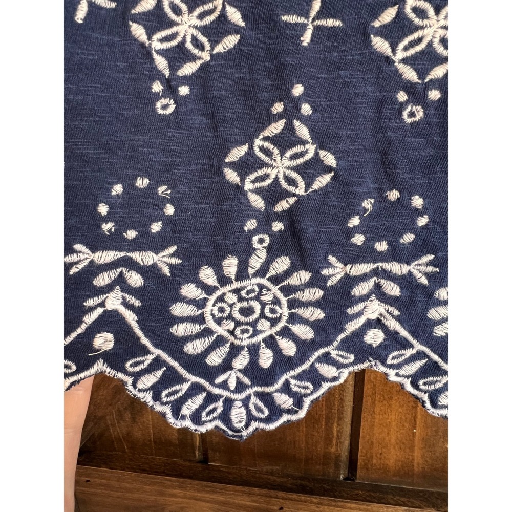 New Directions Weekend Navy Blue‎ Crochet Lace Embroidered Sleeveless Tank Top M - Picture 6 of 11
